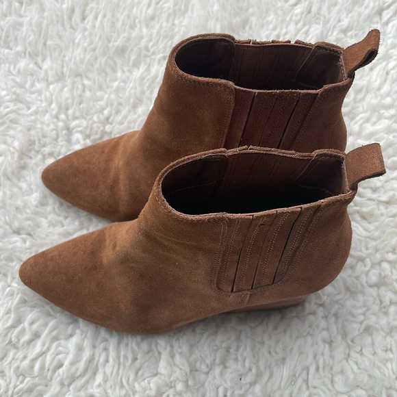 Able Rojas Western Suede
Heeled Ankle Boots Size 6 - Picture 2 of 11